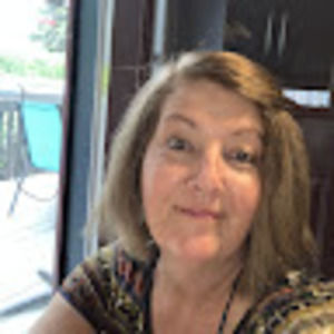 Meet your Posher, Corinne